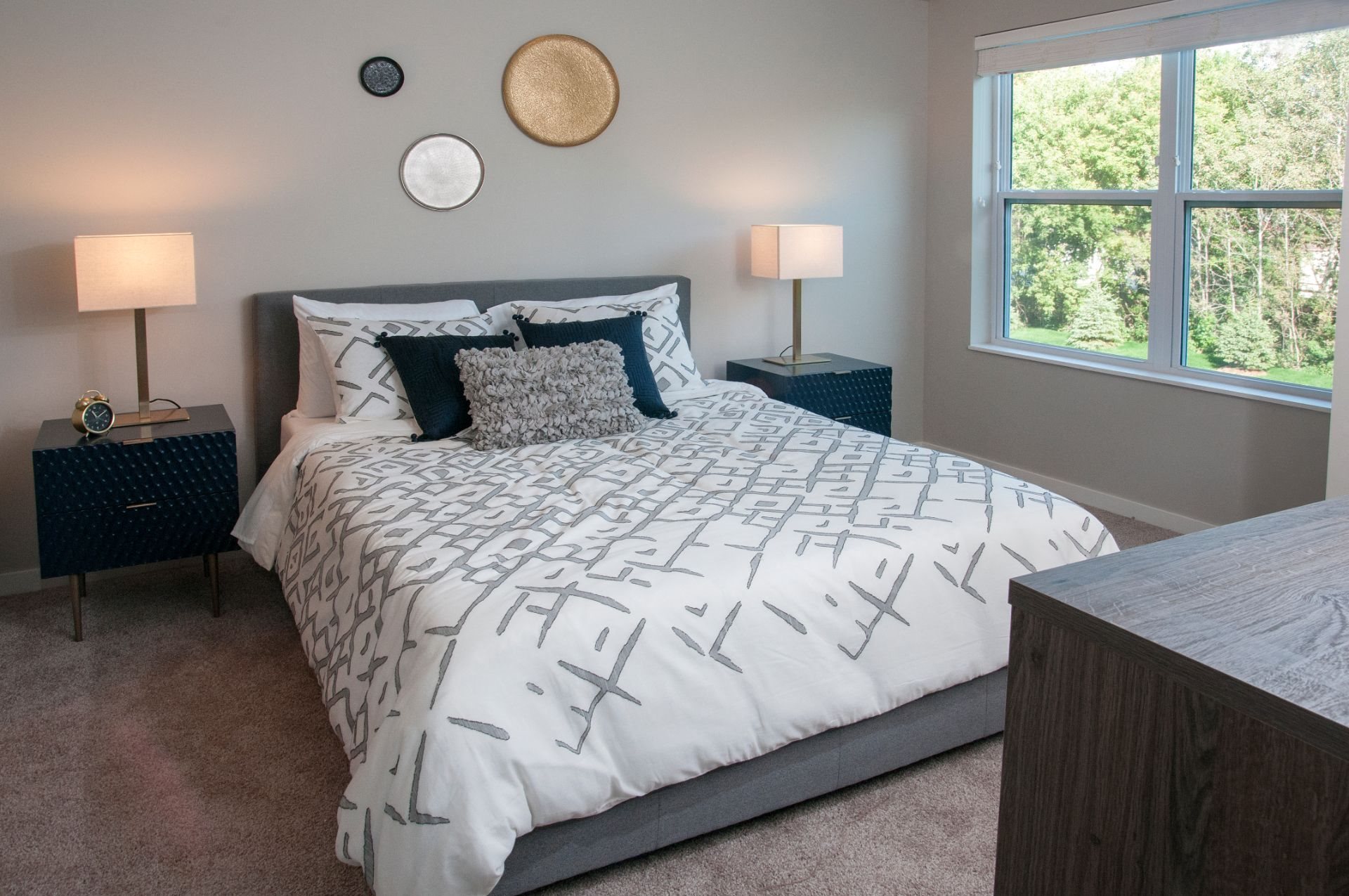 Interiors Berkshire Central Luxury Studio, 1, 2 and 3 Bedroom Pet-Friendly Apartments- 9436 Ulysses Street NE Blaine, MN. 55434, near Downtown Minneapolis MN.